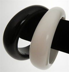 XHILARATION Black White Bangle Bracelet Set