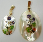 Oval Mother of Pearl Scrimshaw Pendants with Gold Bail - Shamrock