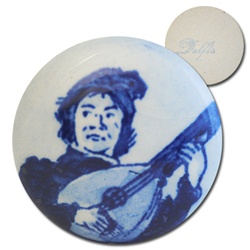 Genuine Vintage Blue Delft  Charming lute player stone, 25mm.