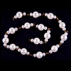 Pearl Footage Chain