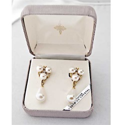 Beautiful, Pearl and Austrian Crystal Dangle Earrings
